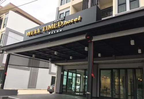 Well Timed Hotel Eksterior Photos