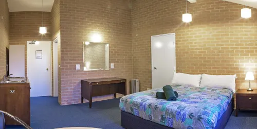 Alpine Resort Motel Photos