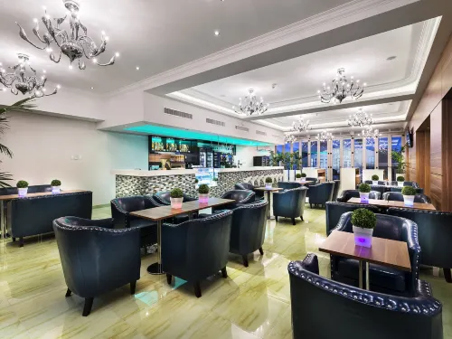 Swan River Hotel Dining Photos