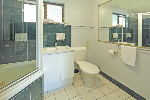 Y Motels Rockhampton Photos