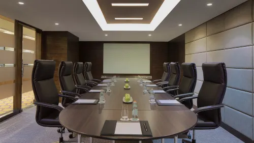 InterContinental Hotels Bahrain Business Facilities Photos