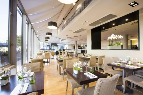 The Tower Hotel, by Thistle Empfohlen Photos
