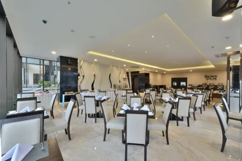 Hotel California Bandung Mahlzeiten Photos
