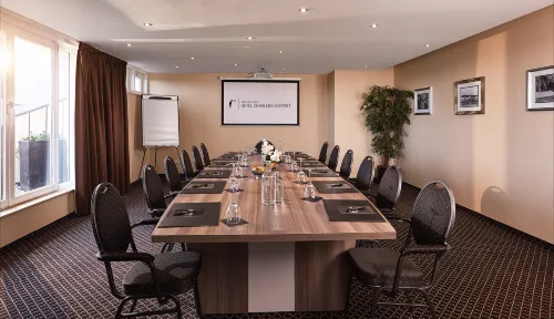 Hotel Charleroi Airport - Van der Valk Business Photos