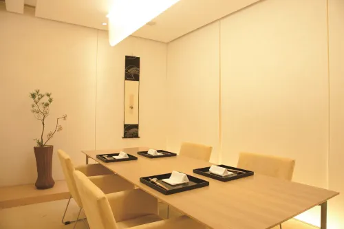 The Tokyo Station Hotel Restauration Photos