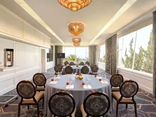 The Claremont Resort & Club Featured Photos