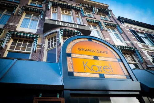 Hotel Pauw Exterior Photos