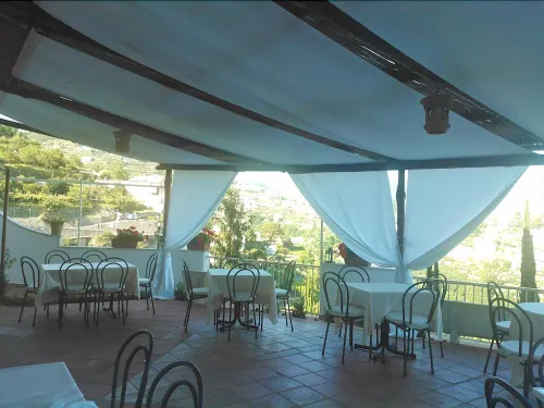 Hotel ZI'Ntonio Restauration Photos