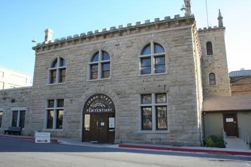 Best Western Northwest Lodge Exterior Photos