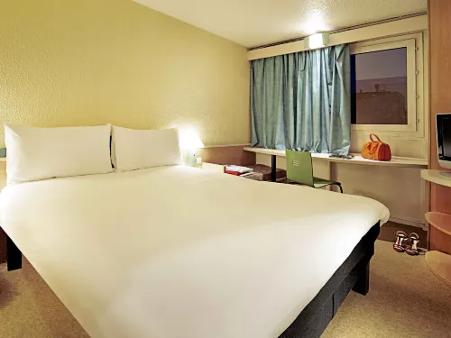 B&B HOTEL Marseille Prado Parc des expositions Photos