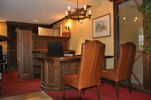 Hotel Spinne Restauration Photos