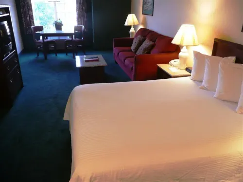 The Ashley Inn & Suites Photos