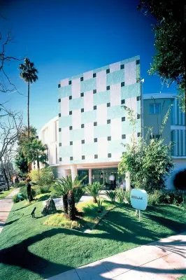 Avalon Hotel Beverly Hills, a Member of Design Hotels Exterior Photos