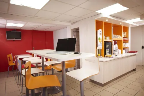 Premiere Classe Toulouse Nord-Sesquières Espaces publics Photos