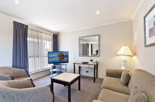 Comfort Inn on Raglan Photos