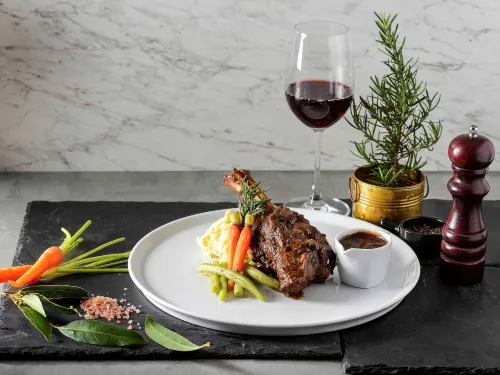 Ibis Bangkok Riverside Restauration Photos