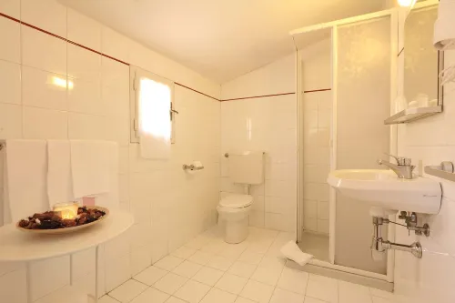 Hotel Bavaria Rooms Photos