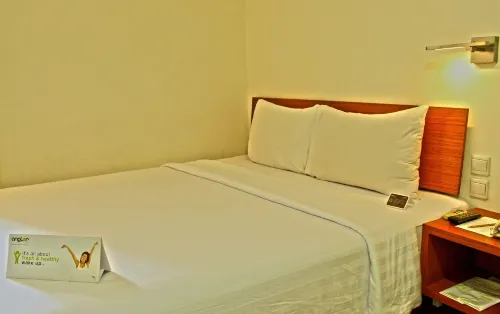 Whiz Hotel Malioboro Yogyakarta Kamar Photos