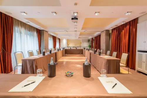 Grand Hotel Savoia Espaces Affaires Photos