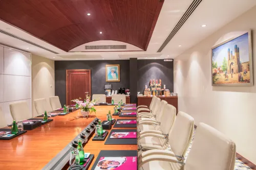Crowne Plaza Sohar Espaces Affaires Photos