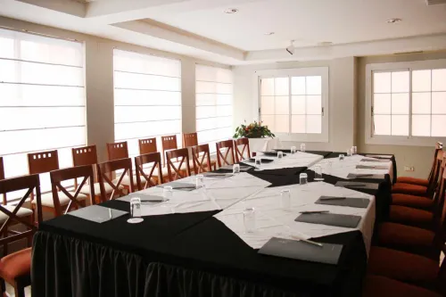 Aparthotel Los Girasoles Business Facilities Photos