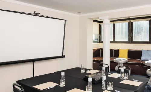 70 Park Avenue Hotel Business Facilities Photos