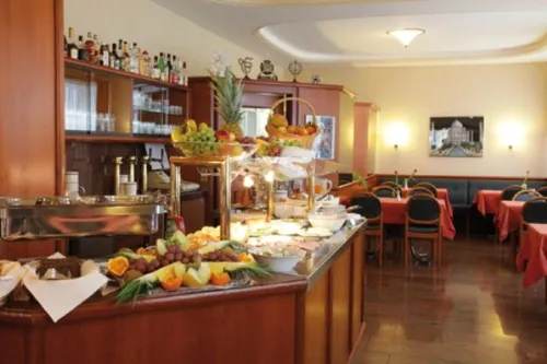 Hotel Carmen München Mahlzeiten Photos