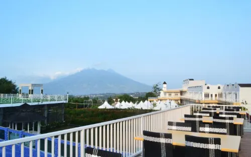 Chevilly Resort & Camp Near Hotel Photos