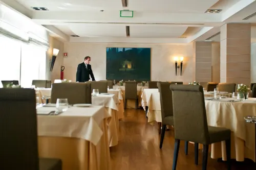 Terme di Saturnia Natural Spa & Golf Resort Dining Photos