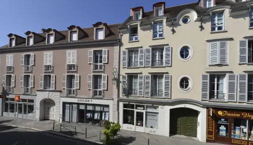 Ibis Château de Fontainebleau Exterior Photos