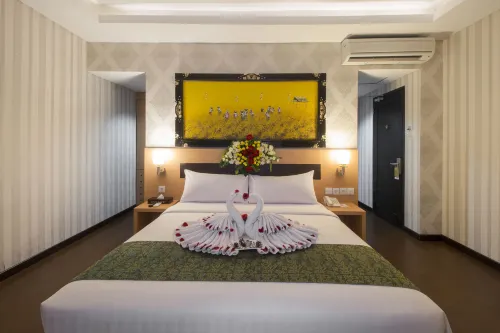 Grand Puri Saron Yogyakarta Camere Photos