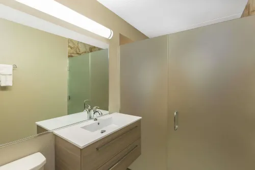 Ramada by Wyndham des Moines Airport Photos
