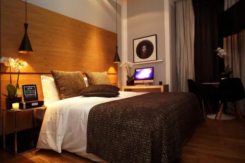 Brown's Downtown Hotel Photos