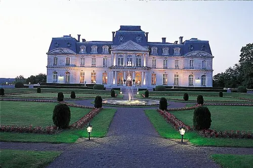 Chateau d'Artigny Esterni Photos
