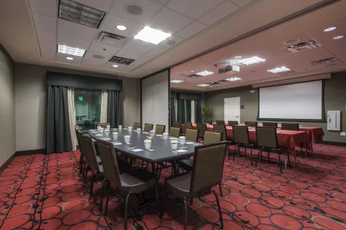 Hampton Inn & Suites by Hilton Phoenix Tempe Business Facilities Photos