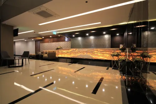 LawinTa Hotel Pattaya Public Areas Photos
