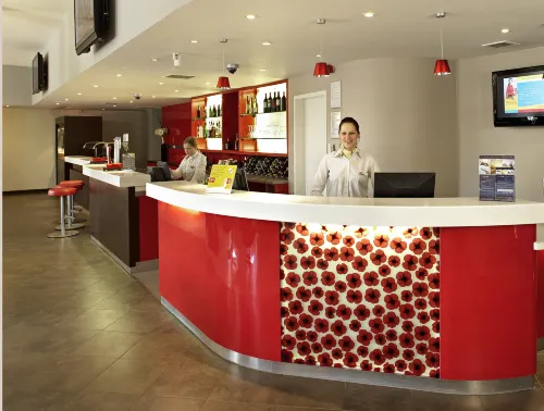 Ibis London Stratford Public Areas Photos