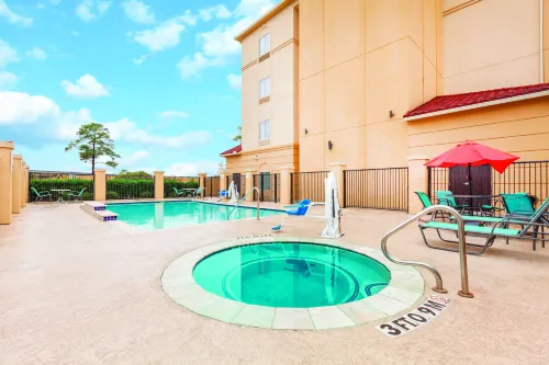 La Quinta Inn & Suites by Wyndham Houston Bush Intl Airpt E Freizeit und Erholung Photos