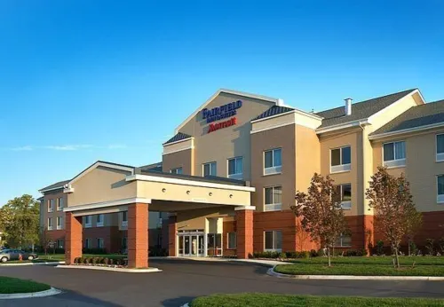 Fairfield Inn & Suites Detroit Metro Airport Romulus Featured Photos