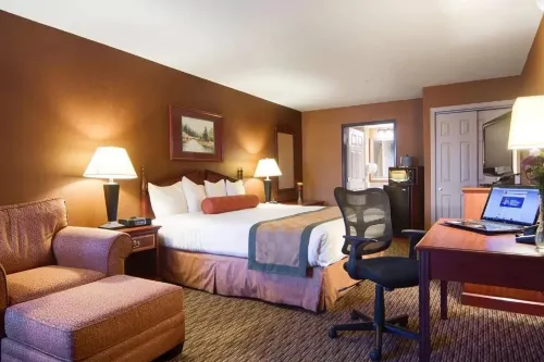 Best Western Exeter Inn  Suites Photos