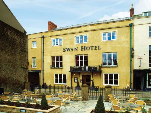 The Swan Hotel, Wells, Somerset - the Coaching Inn Group Exterior Photos