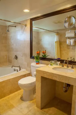 Best Western Plus Sunset Plaza Hotel Photos