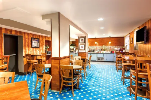 Ramada by Wyndham Jersey City Unggulan Photos