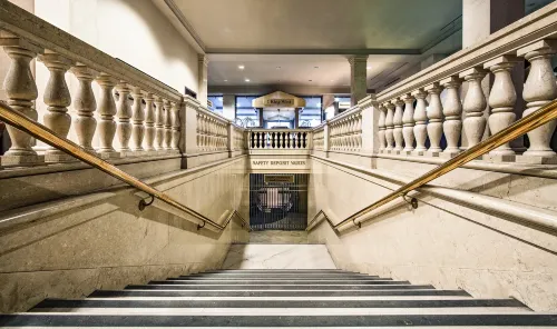 One King West Hotel and Residence Espaces publics Photos