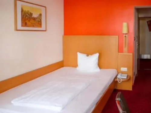 Centro Hotel Mondial München, Trademark Collection by Wyndham Zimmer Photos