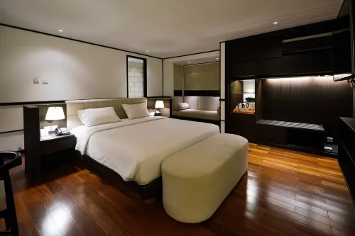 Namin Dago Hotel Featured Photos