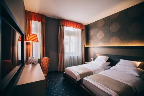 Hotel Museum Budapest Photos