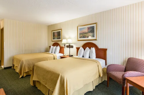 Quality Inn Near Joint Base Andrews-Washington Area Photos