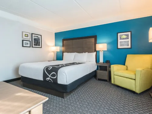 La Quinta Inn & Suites by Wyndham Orlando Lake Mary Chambres Photos
