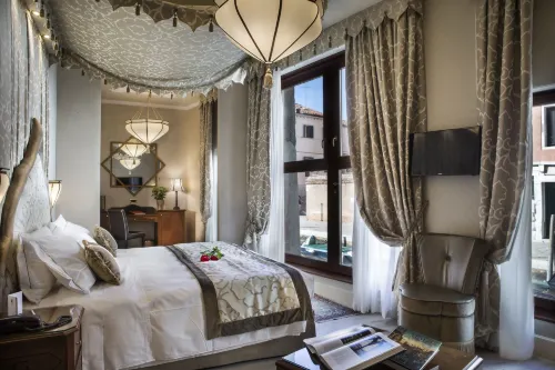 Ai Mori d'Oriente Featured Photos